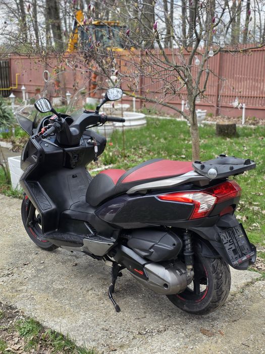 MAXI SCUTER KYMCO 2013 DOWNTOWN ABS  scuter 300 stare perfecta yamaha honda kymco suzuki kawasaki