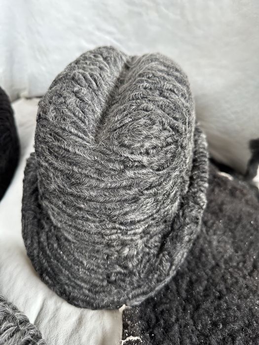 Caciula / caciuli de blana astrahan cușmă cusma