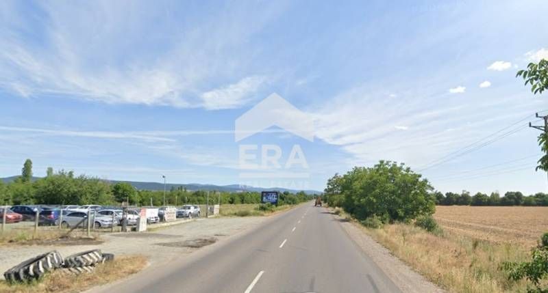 ЕКСКЛУЗИВНО! Парцел подходящ за изграждане на логистична база, автокъщ