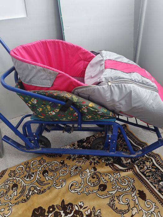 Санки с чехлом пролаю