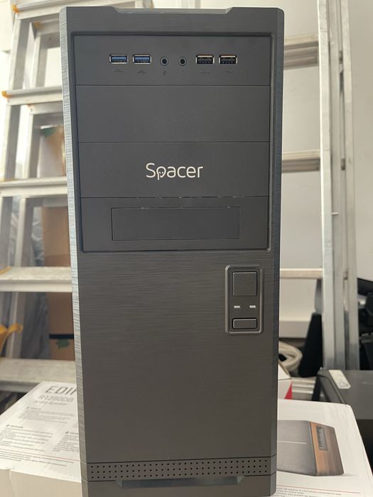 PC i3 gen 12 - 8 GB RAM - 1 TB SSD - 1 TB HDD