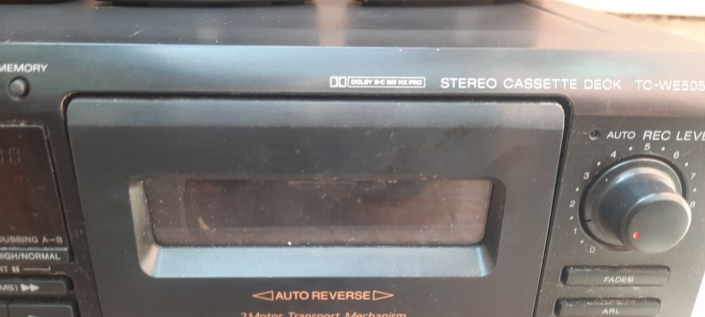 Касетъчен Дек за две Касетки  SONY dc we 505