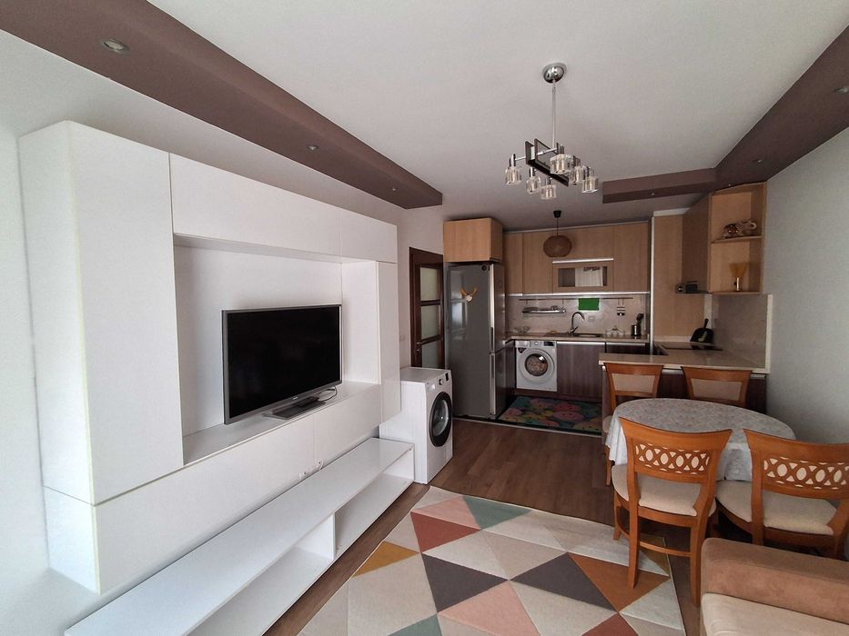 Дава се под наем Тристаен апартамент в Благоевград, Ален мак - 70 кв.м за 433.5 € - Снимка #2