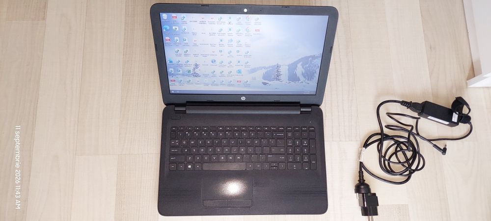 Laptop HP 15 – AMD E2-7110, 4GB RAM, HDD, Windows 10 Pro