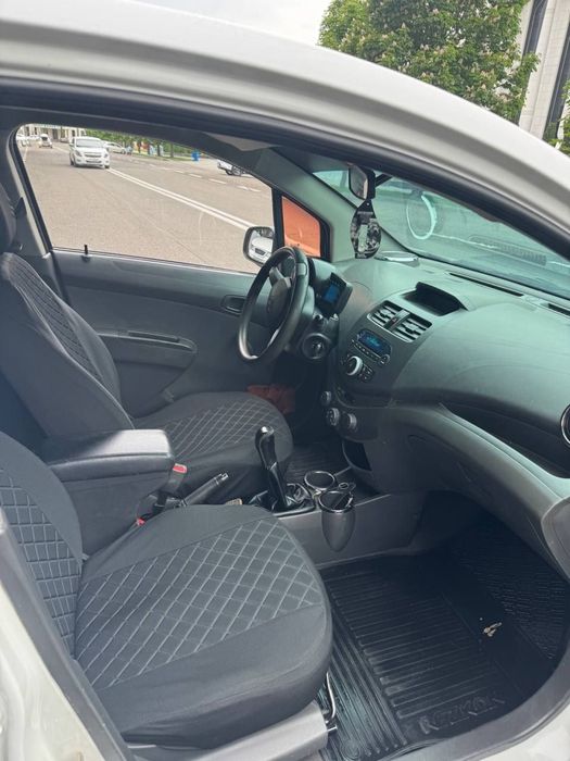 Chevrolet Spark 2011 — 3