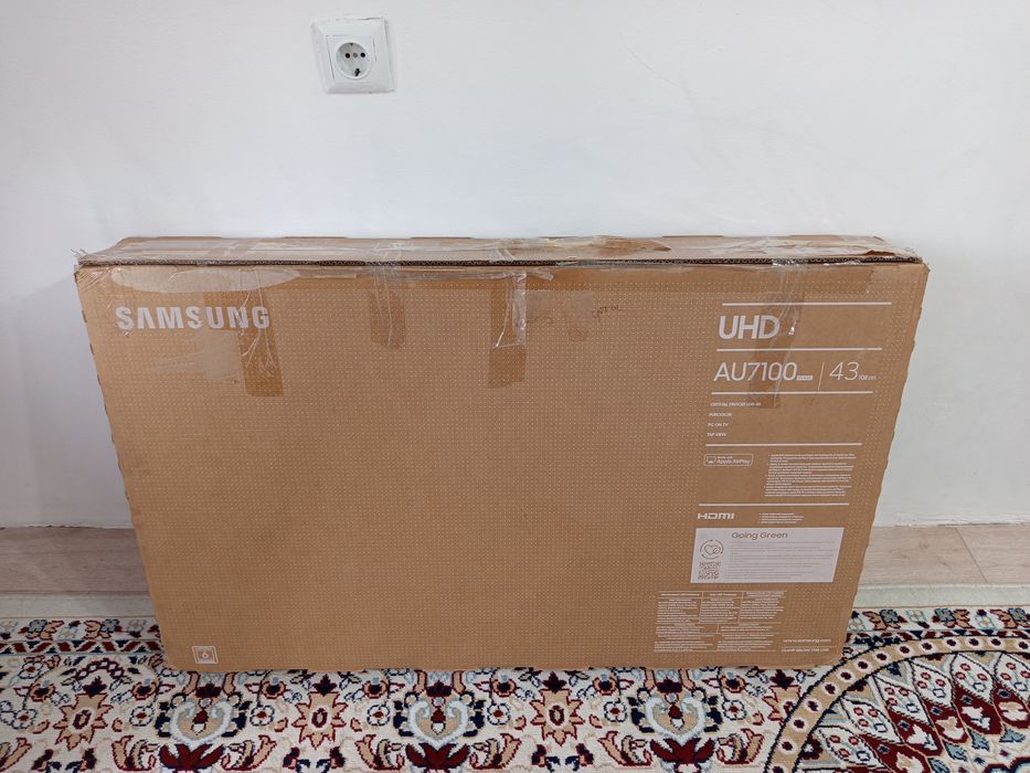 Продам телевизор Samsung Smart TV бу