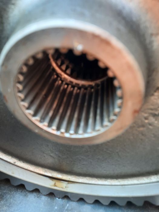 Planetară dreapta, cutie viteze  New Holland 1530 ,ambreiaj,  frâne