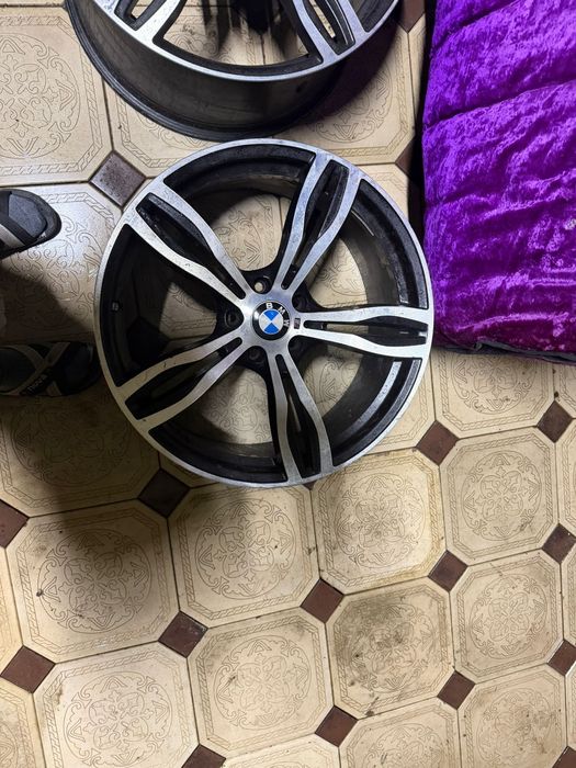 Диски на bmw  R20