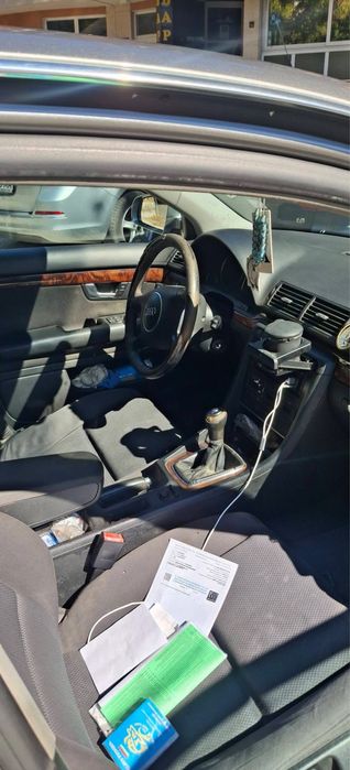Автомобил Audi A4