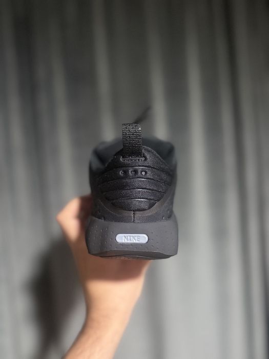 Nike Mind 002 Noi