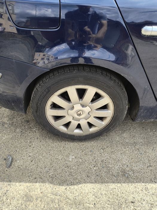 Vând jante  , dimensiunea 205/55R16 cu tot cu cauciucuri