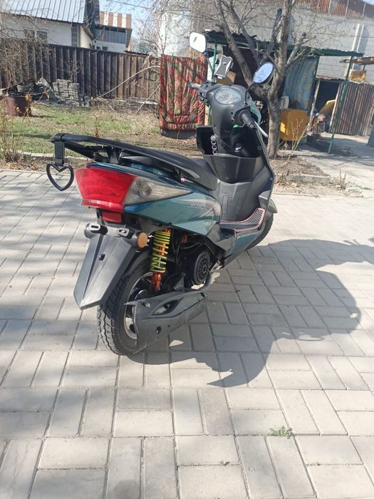 Мопед сектор м 8 про