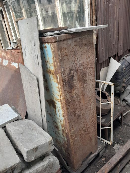 Сейф ,труба асбест,антенна орбита