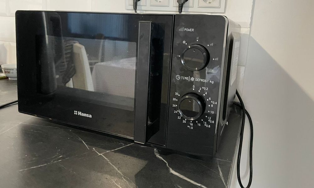 Микроволновая печь бытовая