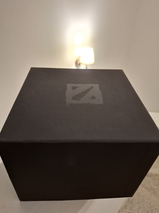 Dota 2 - The International 2020 TI10 Gold Baby Roshan