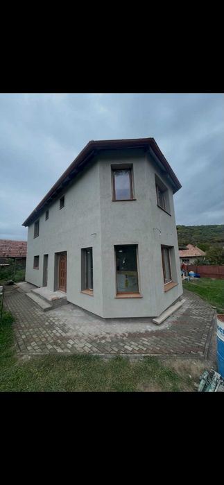 Construcții și renovări complete, interior și exterior