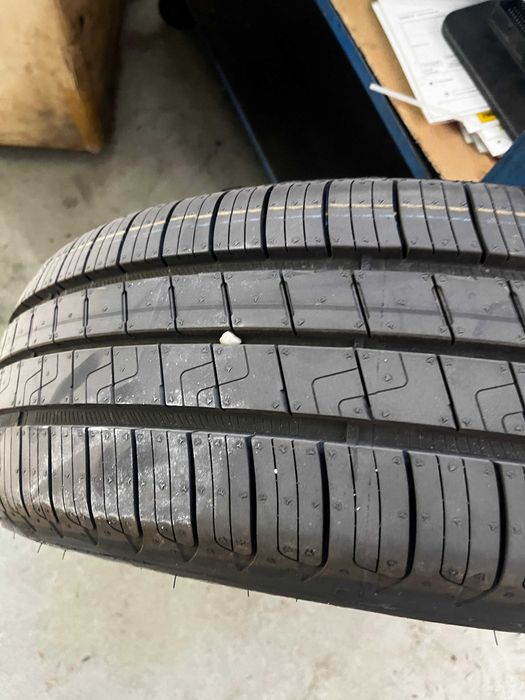 Anvelope Vara Noi 195/60/R18 96H Goodyear Efficientgrip Performance