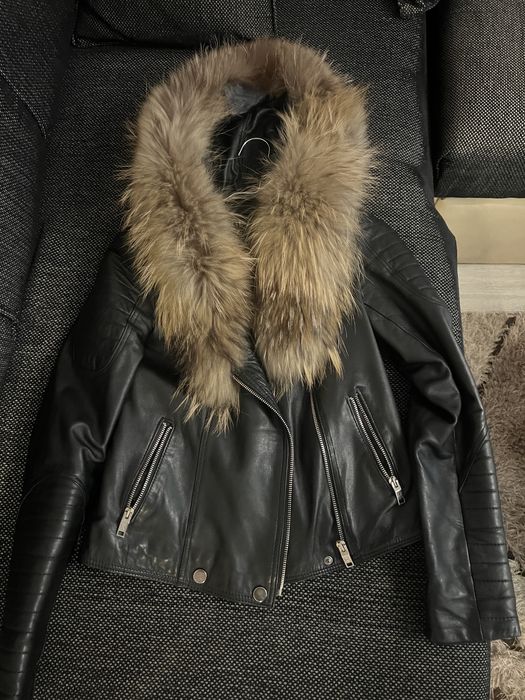 Кожени якета с качулка от лисица