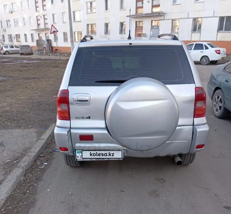 Продам TOYOTA RAW4 2001г