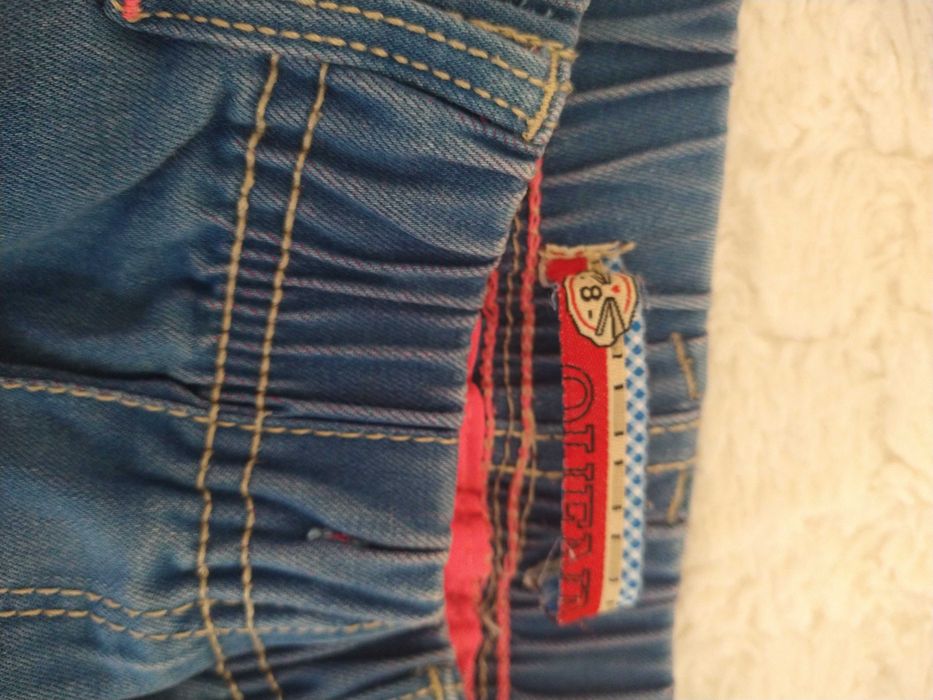 Модерни дънки за момиче