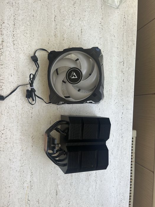 Coolee Artic Freezer i35 RGB