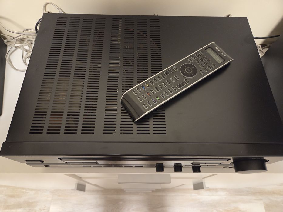 Съраунд ресийвър Denon AVR 1000