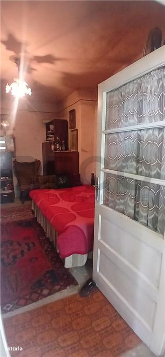 RECO Casa cu teren generos in Girisu de Cris