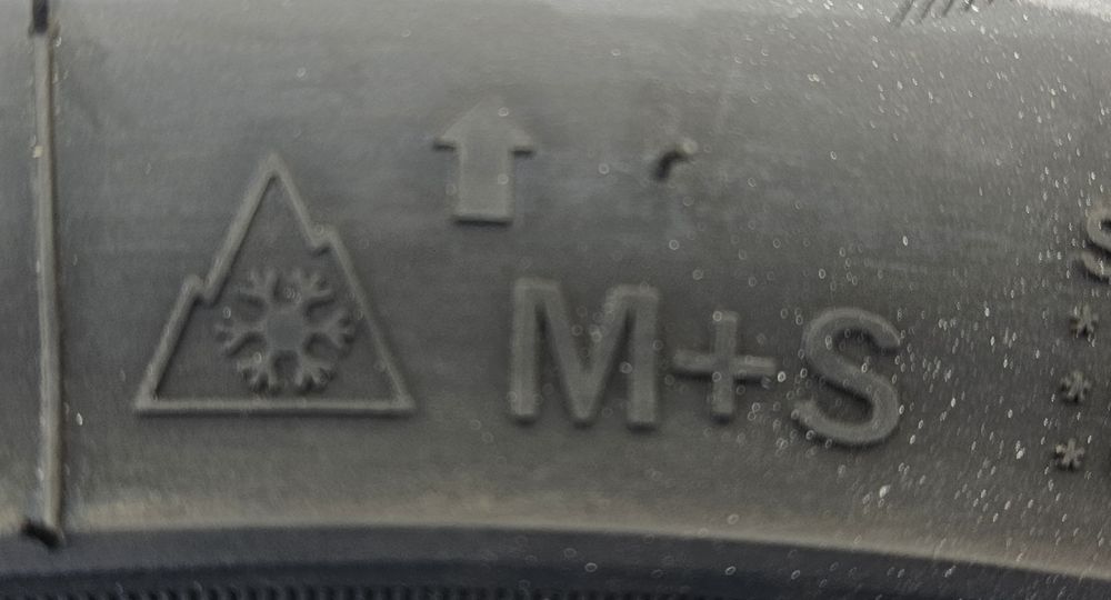 225/55 R19 , 99W, UNIGRIP Lateral Force 4S, Anvelope all season M+S