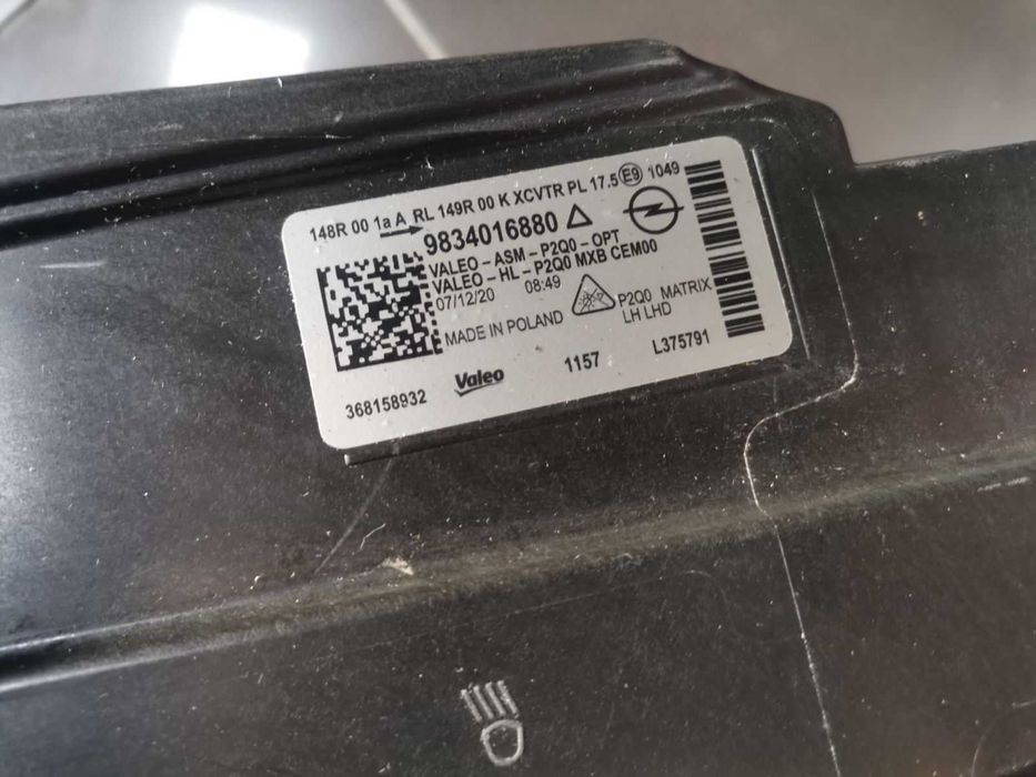 Фар Ляв Десен Opel Mokka II B LUX LED MATRIX 9834/016880/016680