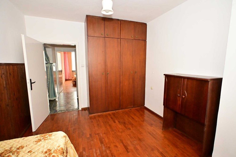 Обзаведен тристаен в гр. София, ж.к. Люлин 3