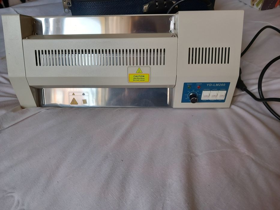 Laminator Artter foarte puțin folosit