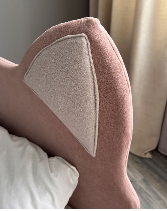 Кровать детский с пуфиком