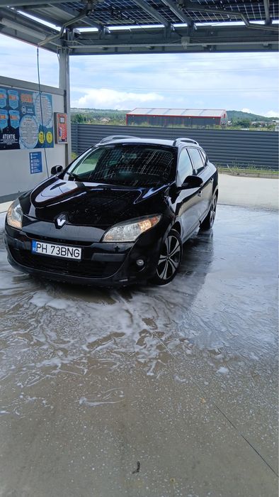 Mașină Renault Megane