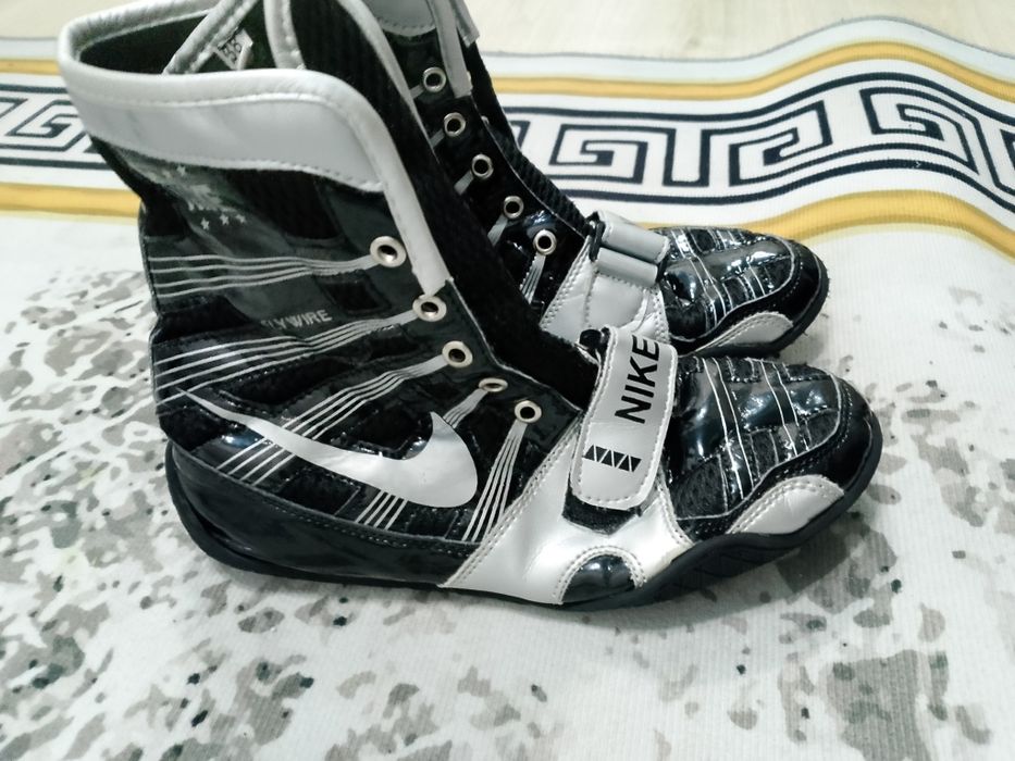 Боксерки хайперка1 черный торг есть