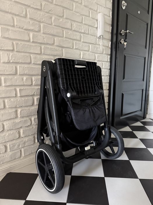 Бебешка количка Cybex Balios S Lux  Moon Black