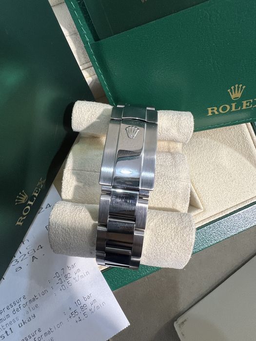 Ceas Rolex  Oyster Perpetual Date 34mm ref.115200