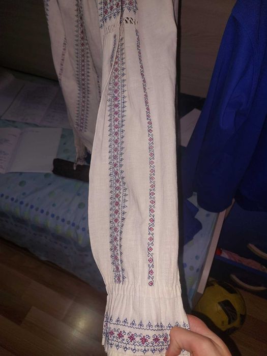 Ie tradițională veche din zona Moldovei(cititi descrierea ptr. marime)