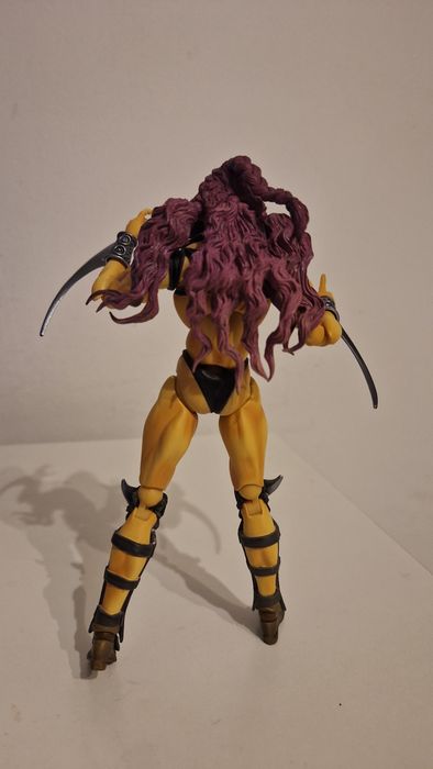 Vand Figurina Jojo's Bizarre Adventure - Part 2 Battle Tendency Kars