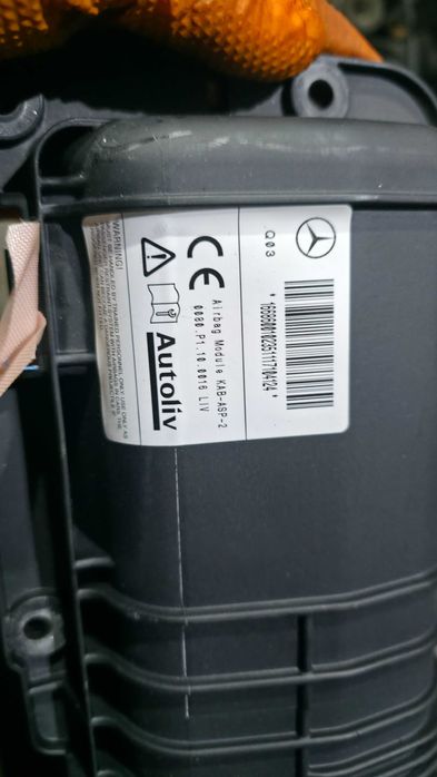 Airbag genunchi A1668600102 W166 ML250 ML350 GLE250 GLE350