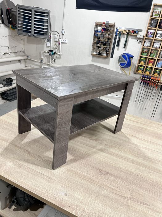 Журнальный столик