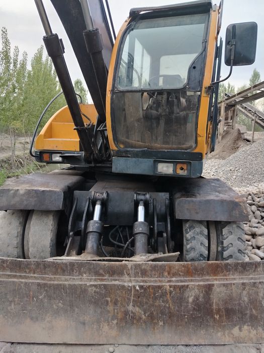 Самсунг екскаватор сотилади