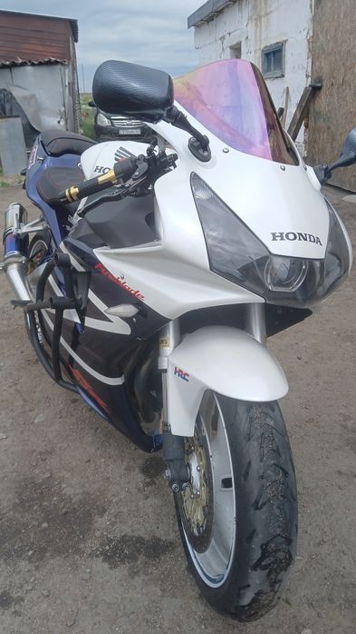 Хонда сбр 954 ро 2002г