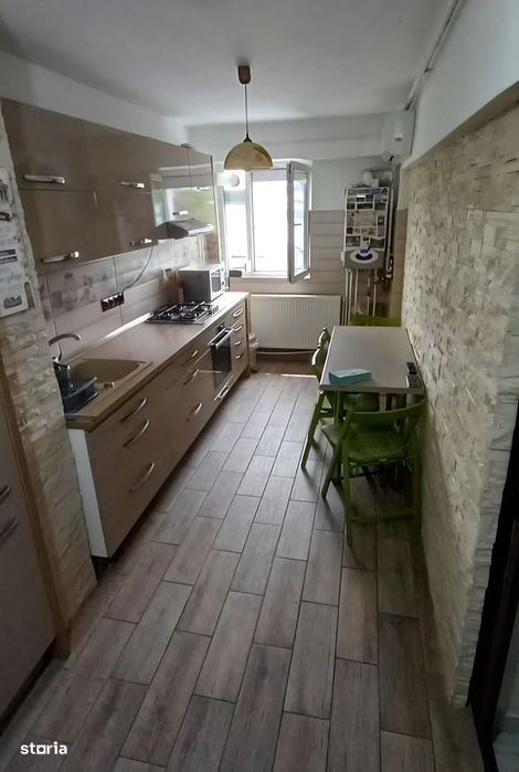 2 decomandate, Liceul Auto, MOBILAT SI RENOVAT, 55mp