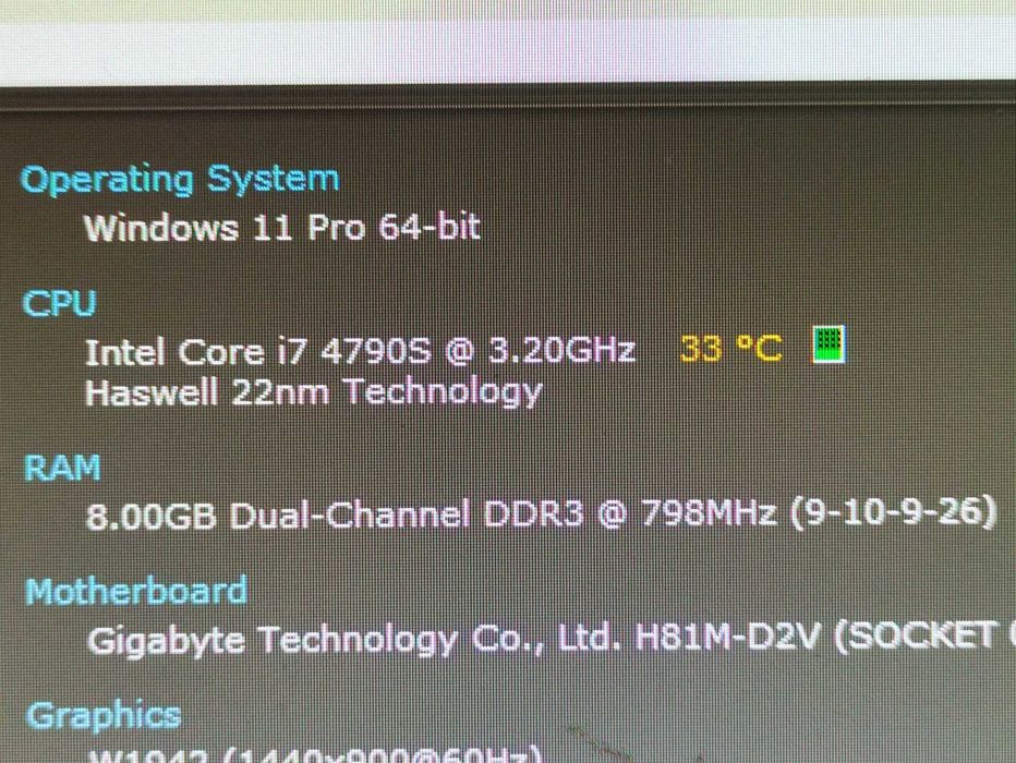 kit perfect pe Intel i7, 16 gb ram , placa de baza buna de la Gigabyte.compatibil win11.