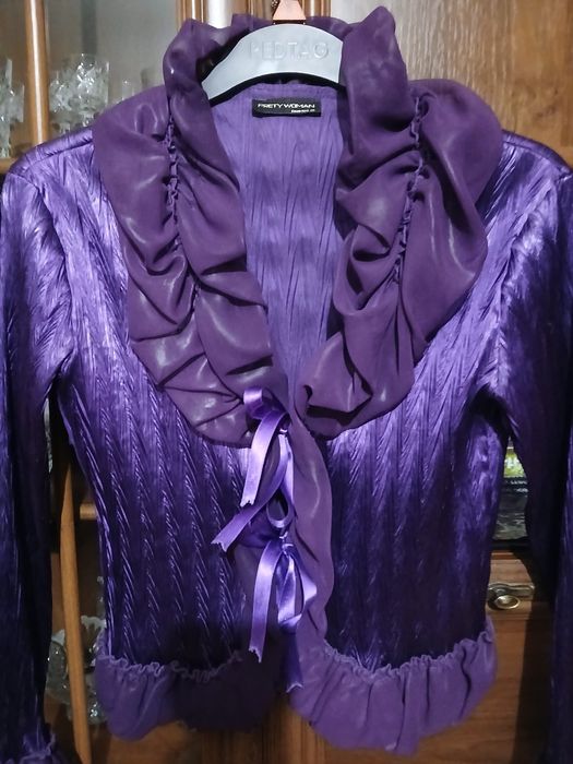 Нарядная цвет фиолетовый турецкий в отличном состоянии раз от 46-50