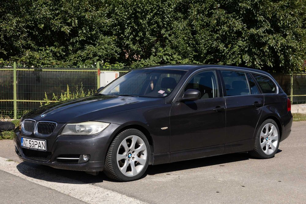 BMW seria3 318D 2011