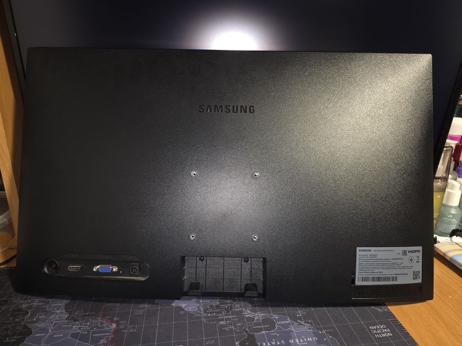 Монитор Samsung 24 дюйма