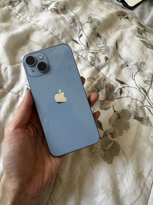 Продам IPhone 14 128гб