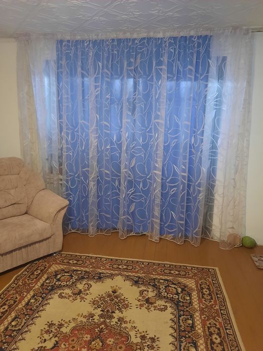 Тюль  б/у готовая с крючками