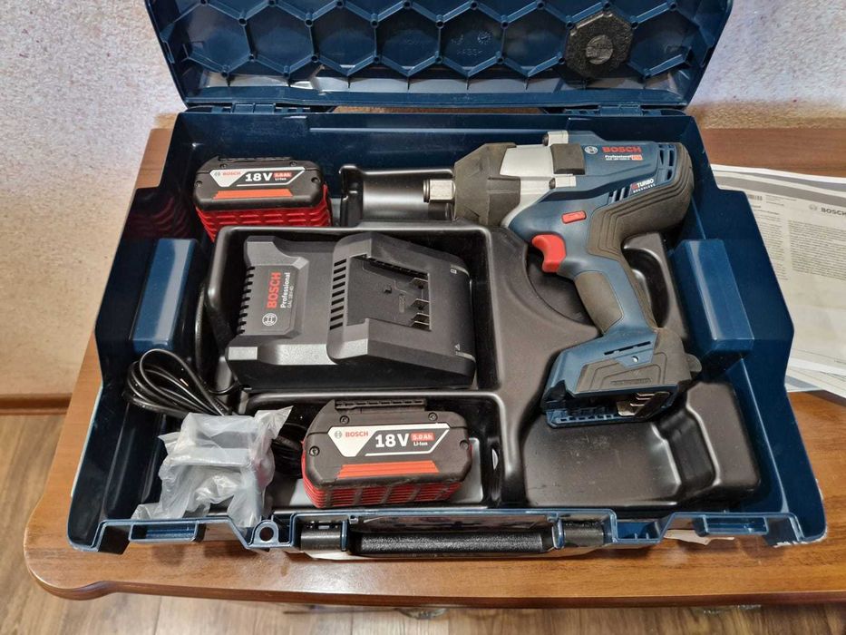 Гайковерт Bosch GDS 18V-1050 H